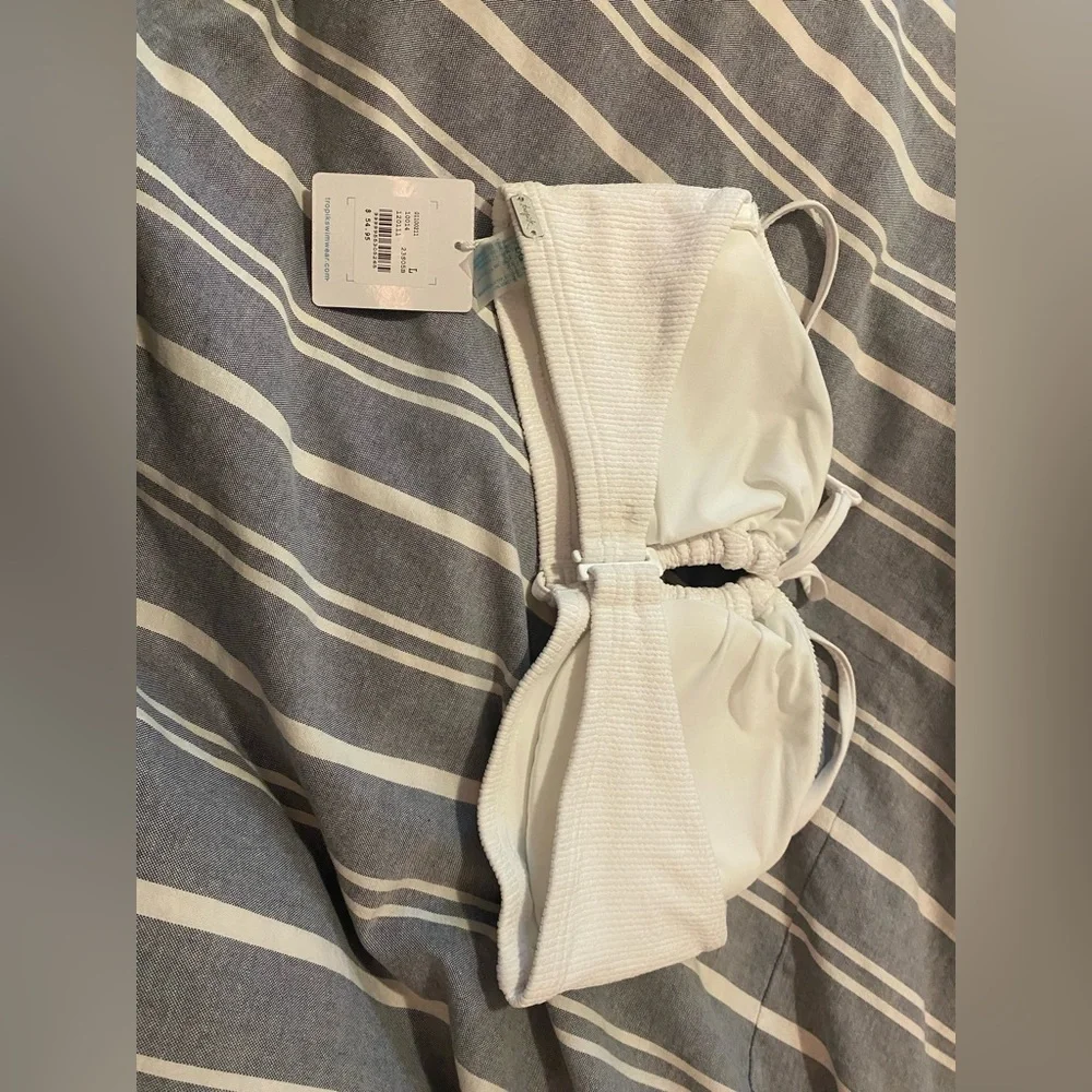 Tropik white bikini top! New with tags - Picture 4 of 4